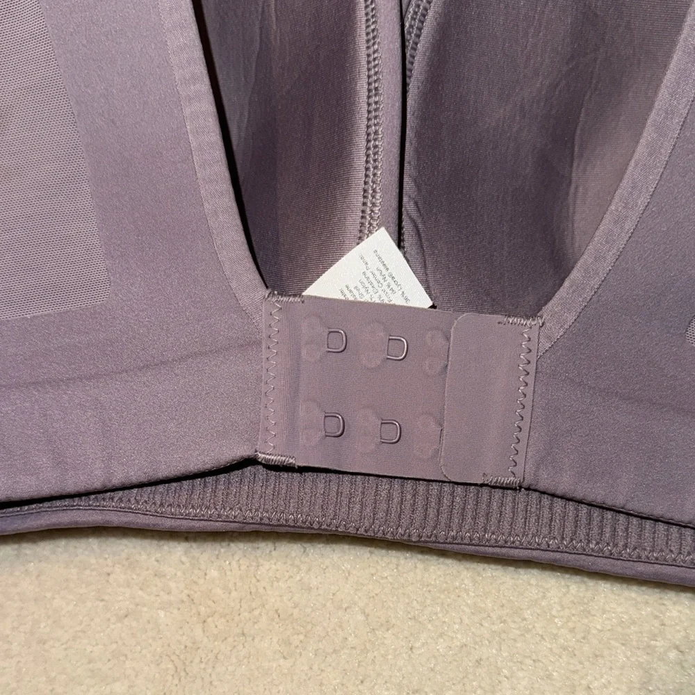 Lululemon Sport bra-Swift Speed Bra-High Support. Size 40C. Plum. - Picture 6 of 13